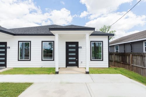 b-6513 Avenue B, Houston, TX, 77011-3513 | Card Image