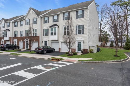 301-101 Spirit Way, Brick, NJ, 08723-3521 | Card Image