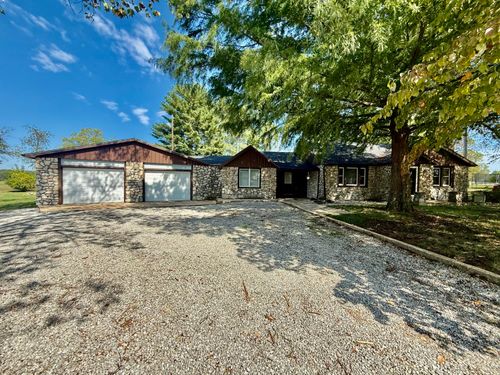 235 Maple Ave, Licking, MO, 65542-9845 | Card Image