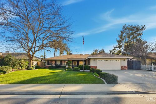 7605 Penny Marie Avenue, Bakersfield, CA, 93308 | Card Image