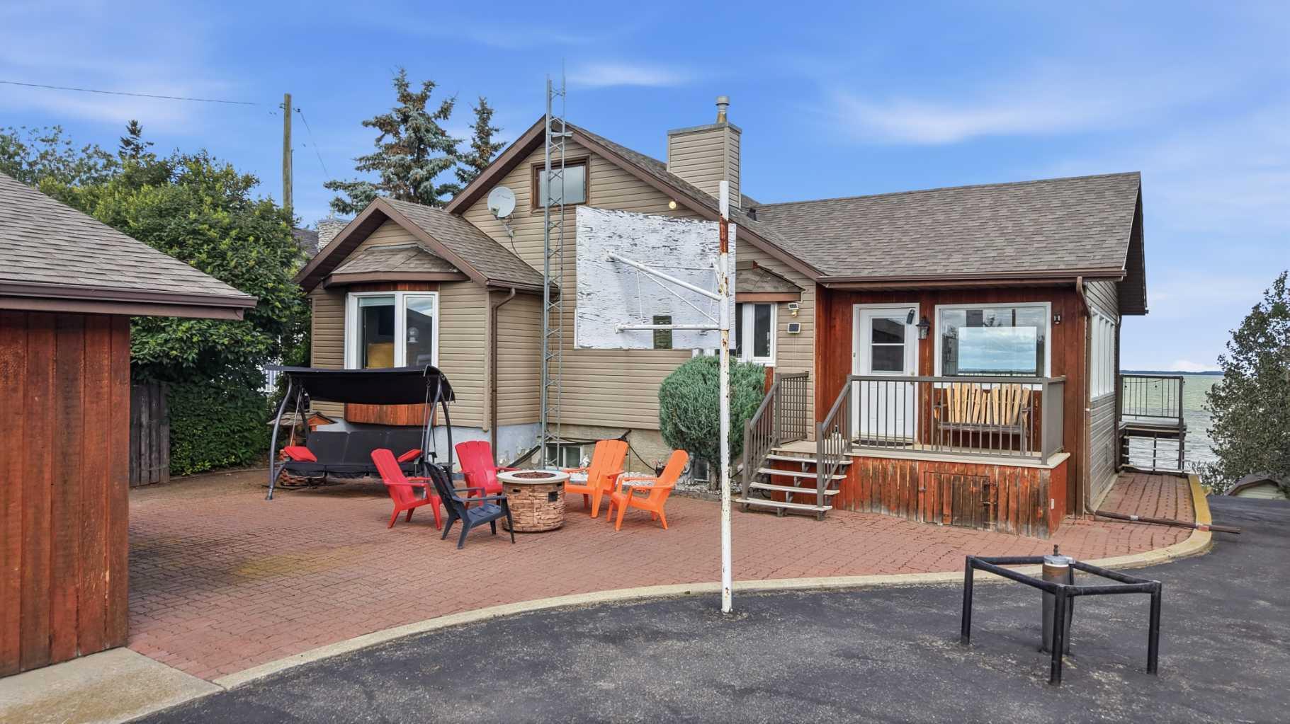 Residential in Rochon Sands 3