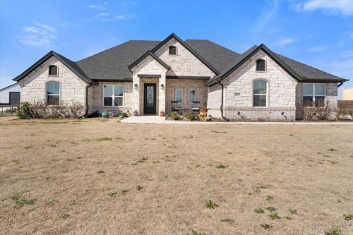 2025 Sunset Ridge Dr, Weatherford, TX, 76087-8039 | Card Image