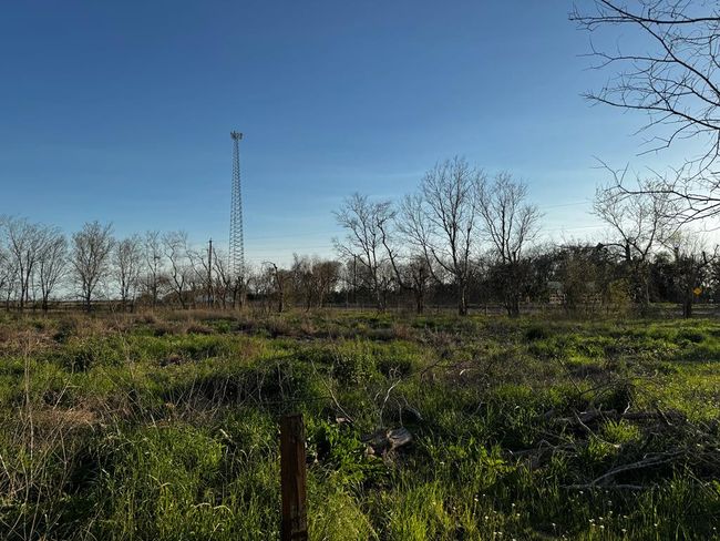 27215 Highway 36, Home with 0 bedrooms, 0 bathrooms and null parking in Damon TX | Image 33
