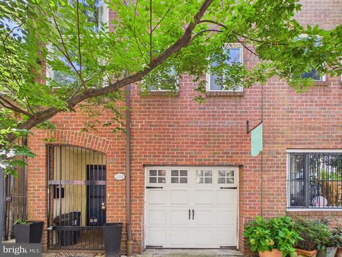 2108 Appletree St, PHILADELPHIA, PA, 19103-1336 | Card Image