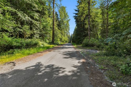 177 Crooked Mile Rd, Granite Falls, WA, 98252-8735 | Card Image