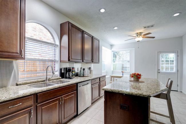 13710 Wheatbridge Dr, House other with 3 bedrooms, 3 bathrooms and 4 parking in Houston TX | Image 13