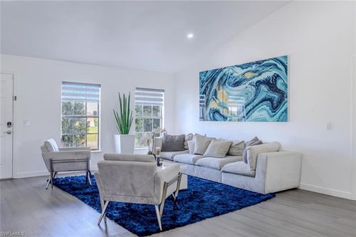 326 Ne 10th Ter, Cape Coral, FL, 33909-1320 | Card Image