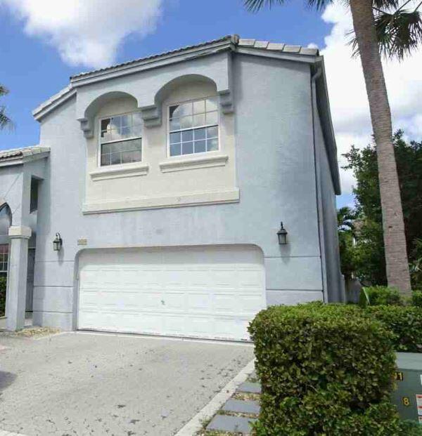 156th Ave, Pembroke Pines, FL 33028
