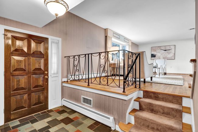 516 Coppermill Rd, House other with 4 bedrooms, 3 bathrooms and null parking in Wethersfield CT | Image 4