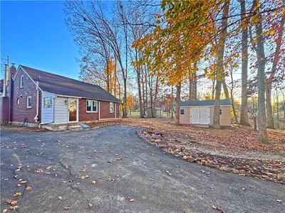 5125 Cetronia Road, House other with 3 bedrooms, 1 bathrooms and null parking in Upper Macungie Twp PA | Image 3