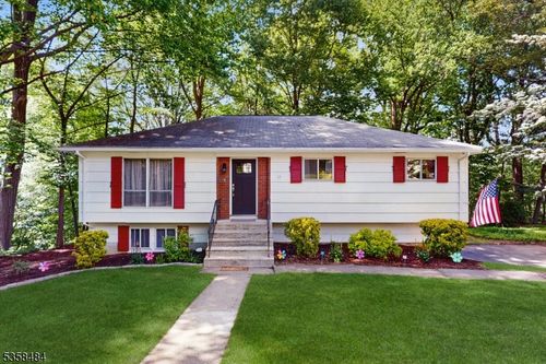 17 Sunset Dr, Randolph, NJ, 07869-3420 | Card Image