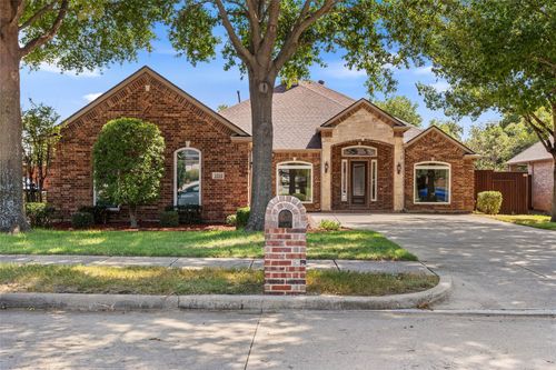 2212 Creek Crossing Dr, Corinth, TX, 76210-3606 | Card Image
