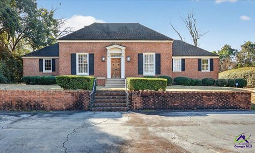 1802 Pine Forest Cir, Dublin, GA, 31021-3611 | Card Image