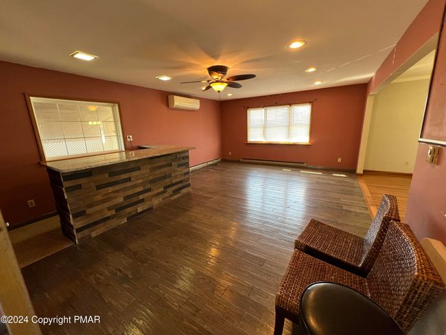 Living Room | Image 5