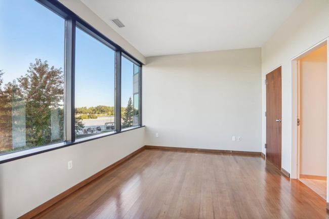 UNIT-304 - 5601 Smetana Dr, Condo with 2 bedrooms, 2 bathrooms and null parking in Minnetonka MN | Image 8