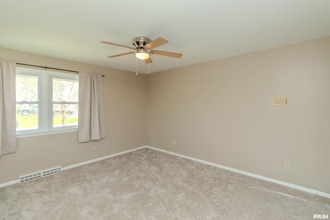 501 W High St, House other with 3 bedrooms, 2 bathrooms and null parking in Roanoke IL | Image 36