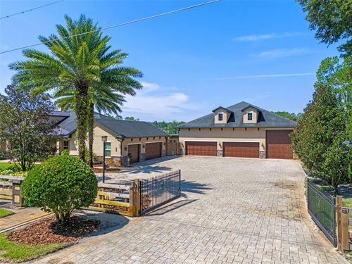 316 Kiwanis Cir, Chuluota, FL, 32766-9637 | Card Image