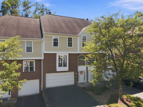 547 Lakewood Dr, Monroeville, PA, 15146-1851 | Card Image
