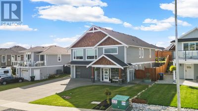 3401 Eagleview Cres, House other with 5 bedrooms, 4 bathrooms and 6 parking in Courtenay BC | Image 3