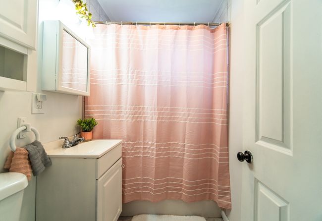83 Armstrong St, House other with 2 bedrooms, 1 bathrooms and 3 parking in West Springfield MA | Image 14