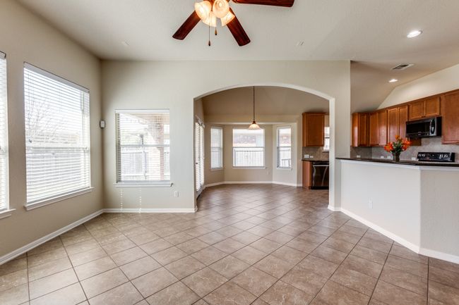 253 Lear Ave, House other with 3 bedrooms, 2 bathrooms and 4 parking in Buda TX | Image 11