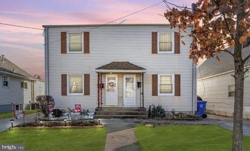 580 Garden Ave, WOODBRIDGE, NJ, 07095-3806 | Card Image