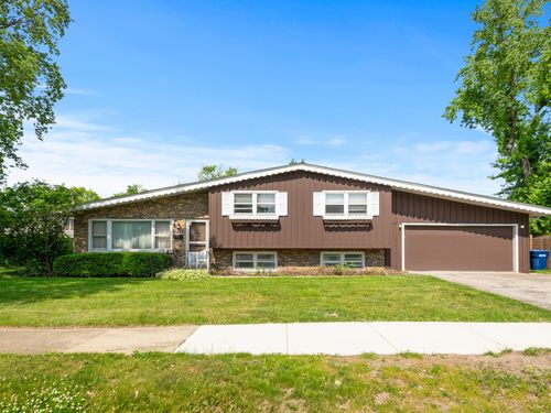10738 S New England Ave, Worth, IL, 60482-1303 | Card Image