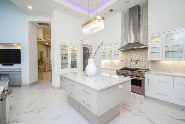 Spacious kitchen floorplan - plenty of room for entertaining! | Image 4