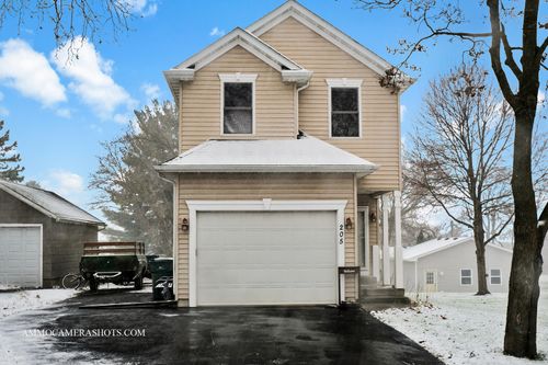 205 West Street, Kingston, IL, 60145 | Card Image