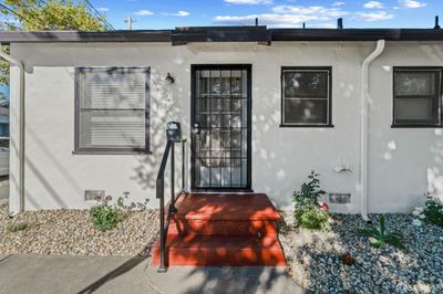 196 N 9th Street, Home with 2 bedrooms, 2 bathrooms and 1 parking in San Jose CA | Image 2