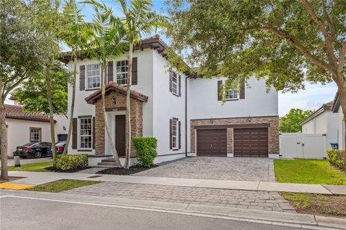 9037 Sw 170th Pl, Miami, FL, 33196-2943 | Card Image