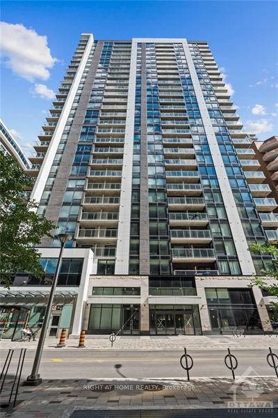 811 - 340 Queen St, Condo with 1 bedrooms, 1 bathrooms and null parking in Ottawa ON | Image 2