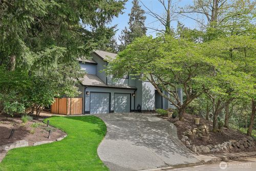 15004 61st Pl Ne, Kenmore, WA, 98028-4370 | Card Image