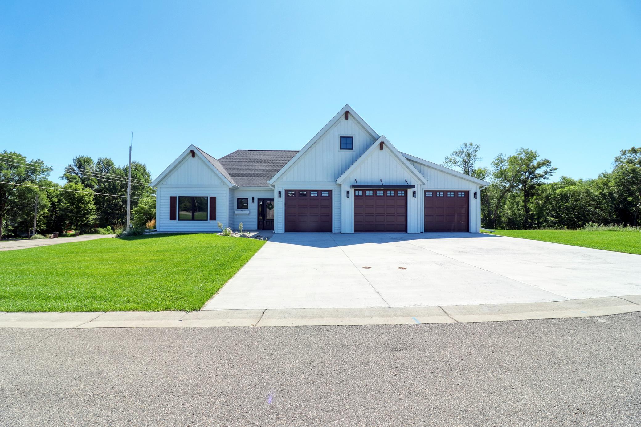Altavista Dr, Detroit Lakes, MN 56501