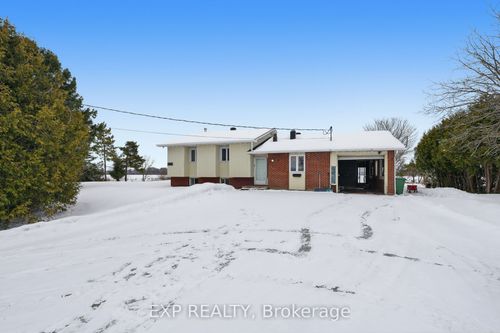 1014 Filion Rd, Clarence Creek, ON, K0A1N0 | Card Image