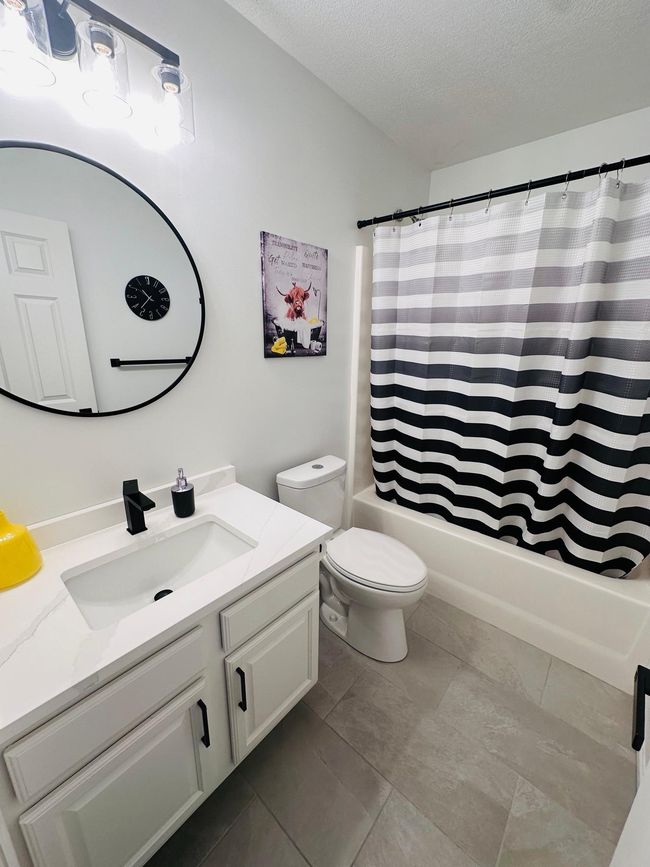 Lower Level Full Bath | Image 27