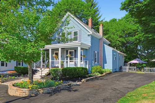 136 Prospect St, Marlborough, MA, 01752-4115 | Card Image