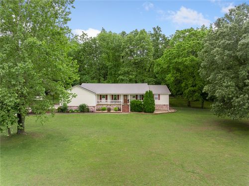 1525 Meadow Ct, Green Forest, AR, 72638-9431 | Card Image