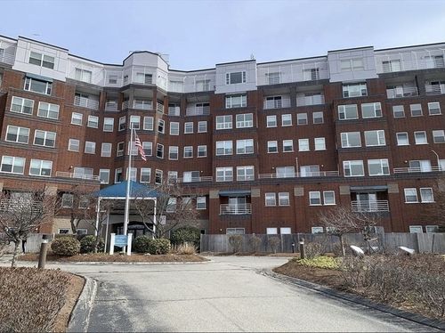 apt-202-9 Park Ave, Hull, MA, 02045-3186 | Card Image
