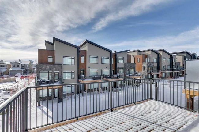 65 Royal Elm Green Nw, Home with 3 bedrooms, 2 bathrooms and 2 parking in Calgary AB | Image 23