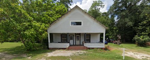 423 S Masonic St, Millen, GA, 30442-1700 | Card Image