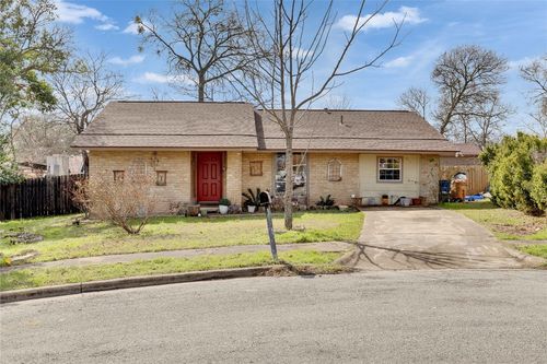 6700 Rockridge Ct, Austin, TX, 78744-5259 | Card Image