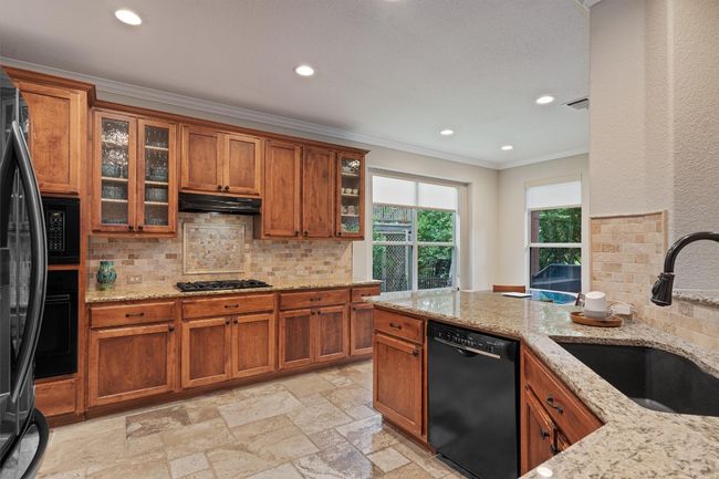 Custom Cabinets | Image 7