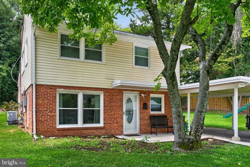 7027 Jefferson Ave, FALLS CHURCH, VA, 22042-1839 | Card Image