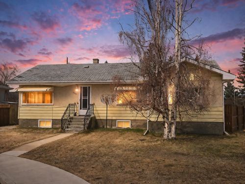4612 50a Ave, Rocky Mountain House, AB, T4T1B9 | Card Image