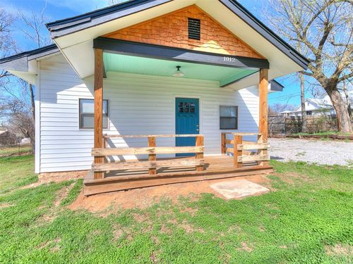 1012 E Farrall, Shawnee, OK, 74801-8022 | Card Image