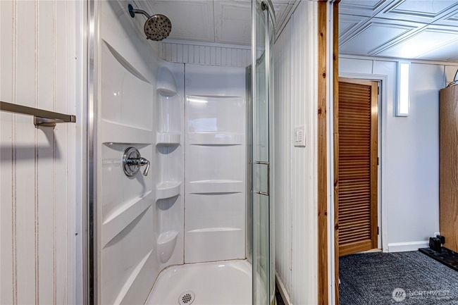 The shower in the 3/4 bath. | Image 28