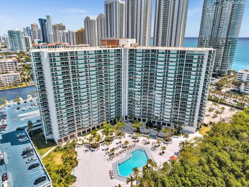 223-100 Bayview Dr, Sunny Isles Beach, FL, 33160-4751 | Card Image