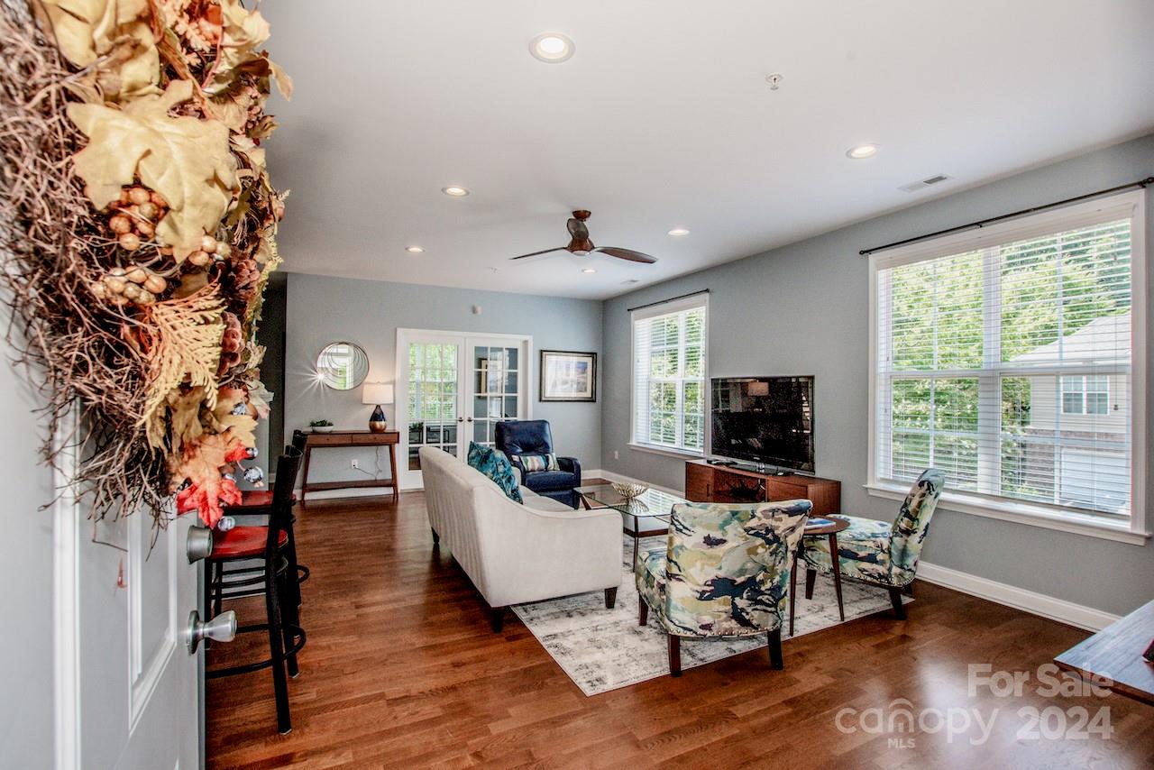 Rosalyn Glen Rd, Cornelius, NC 28031