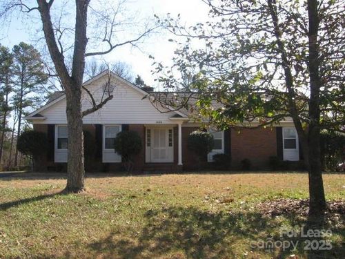 9124 Sandburg Ave, Charlotte, NC, 28213-0559 | Card Image